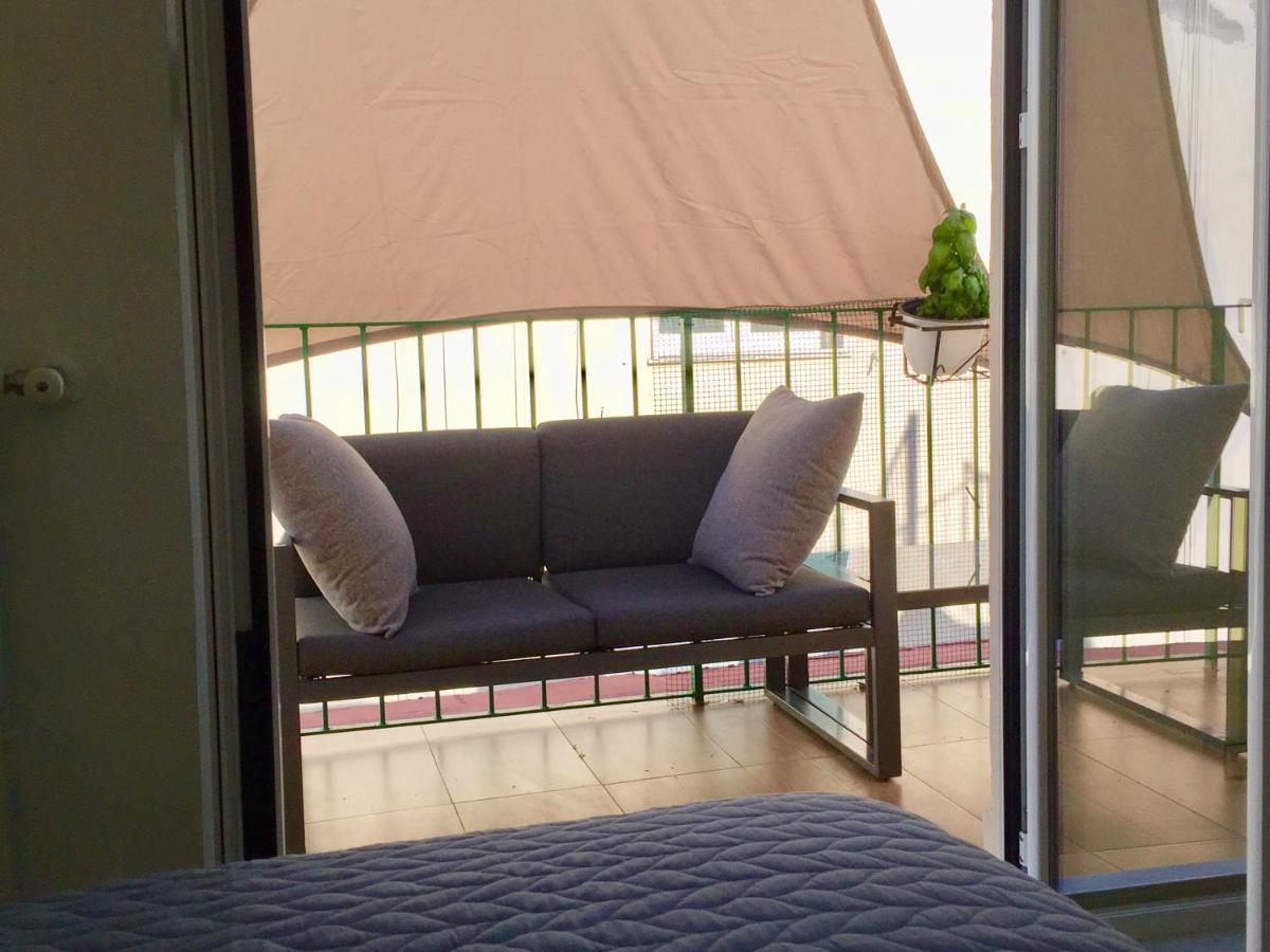 Toledo Penthouse Apartment Наполи Екстериор снимка