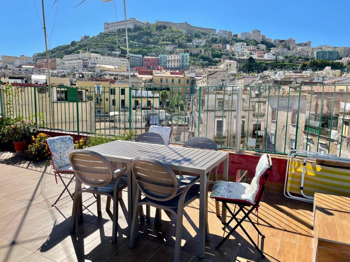 Toledo Penthouse Apartment Наполи Екстериор снимка