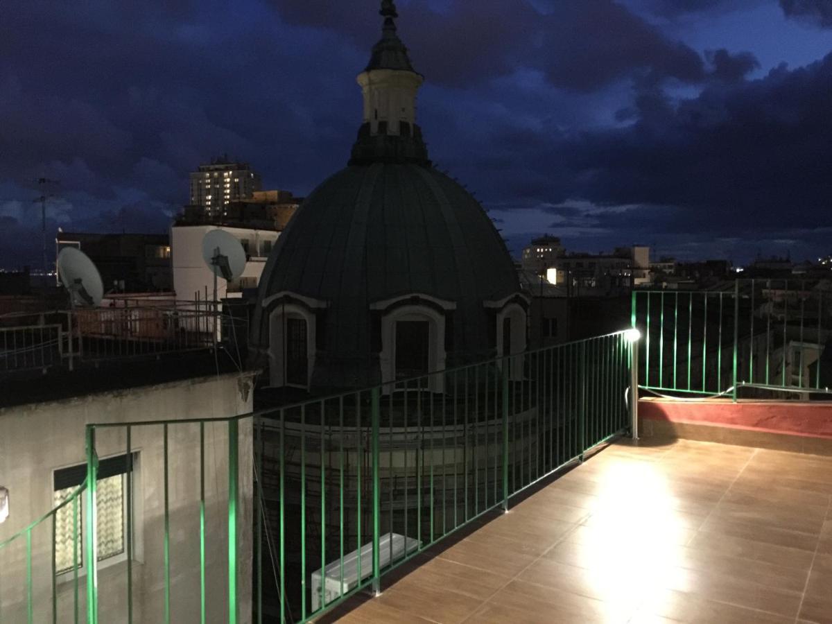 Toledo Penthouse Apartment Наполи Екстериор снимка